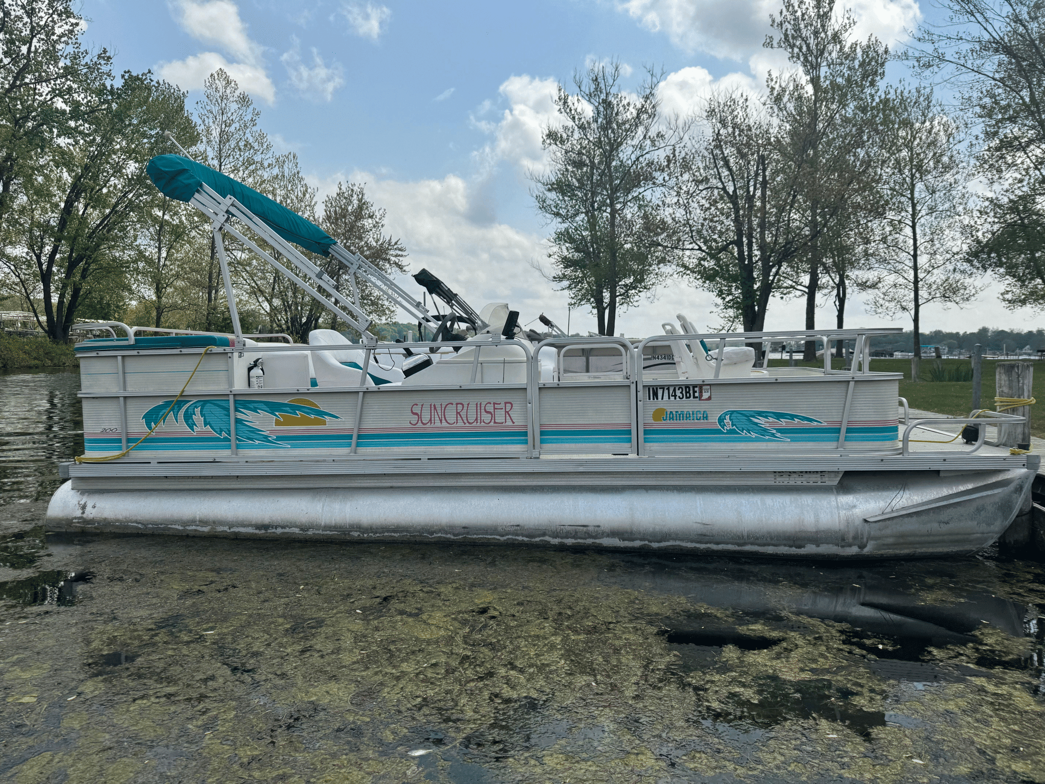 Picture of 20' Fishing Pontoon